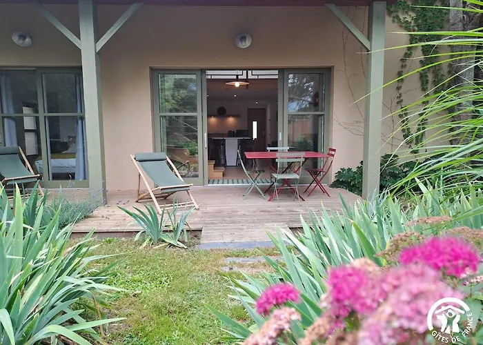 De L'atelier In بيت للعطل Sorèze