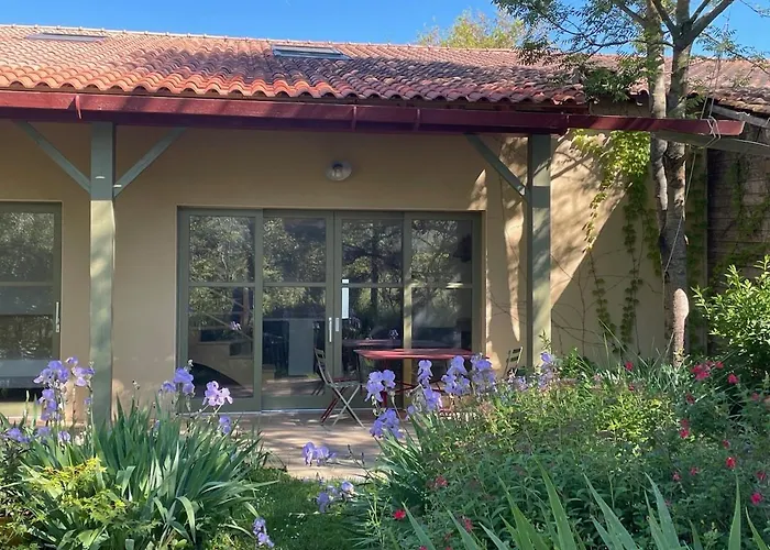 De L'atelier In بيت للعطل *